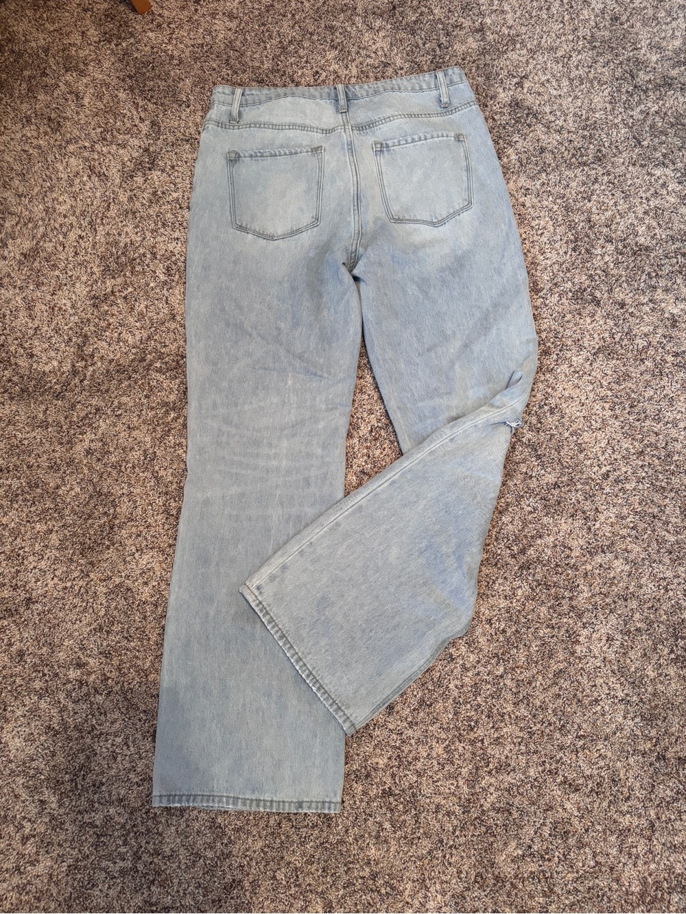 Vervet Light Wash Women's Jeans - Picture 2 of 3